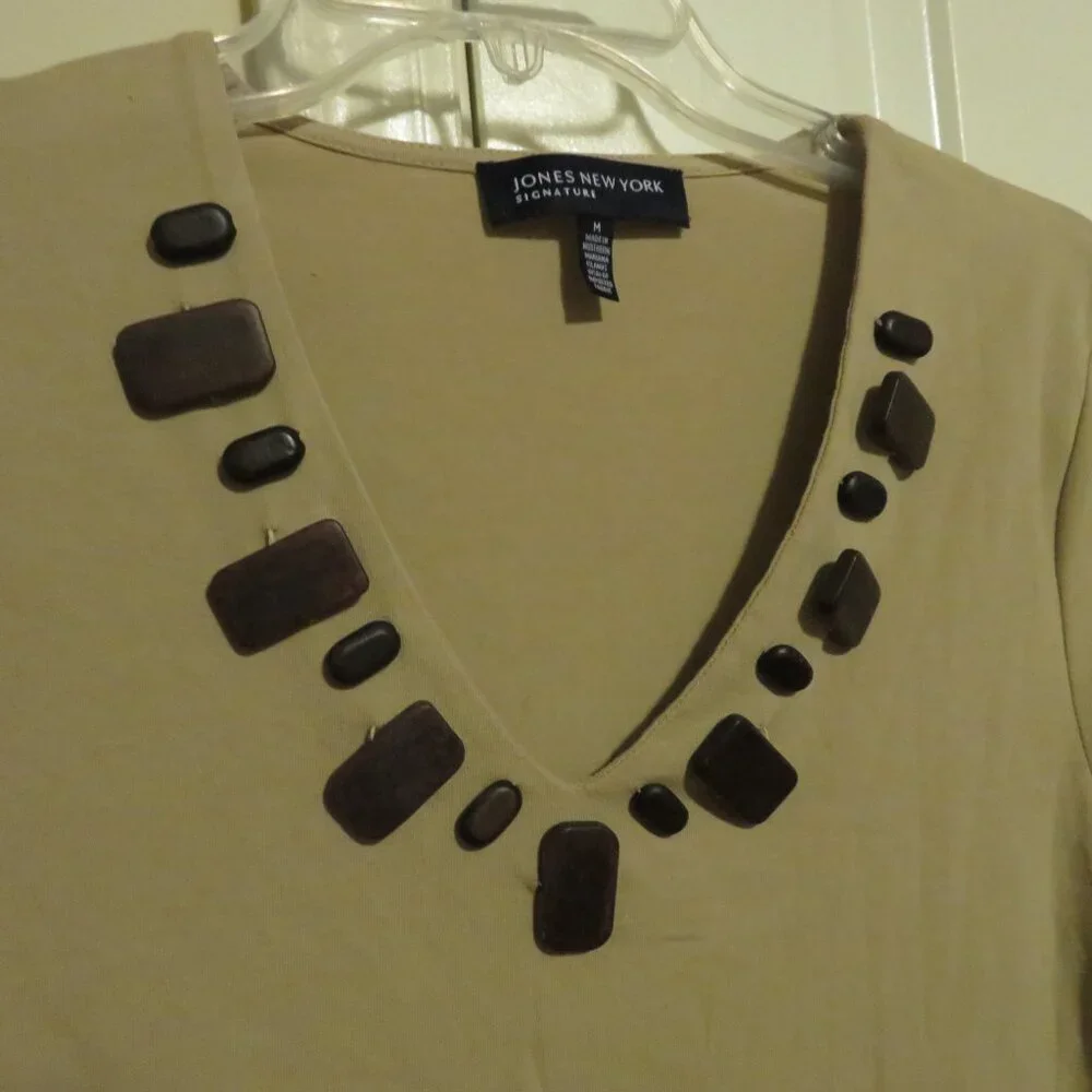 Jones New York Signature V-Neck Beaded Neckline Blouse - Picture 3 of 7